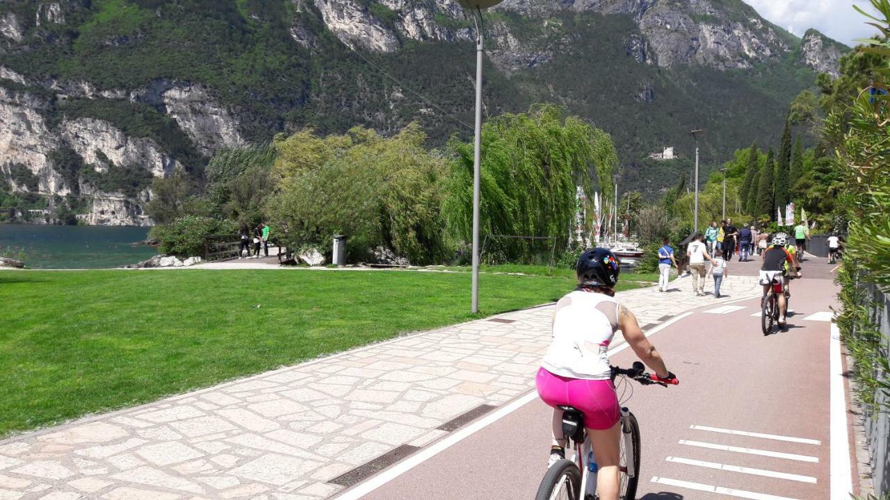 Garda Blu Apartment Riva del Garda Exterior photo